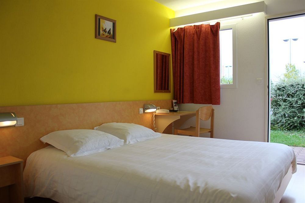 The Originals Access, Hotel Saint-Flour Dış mekan fotoğraf